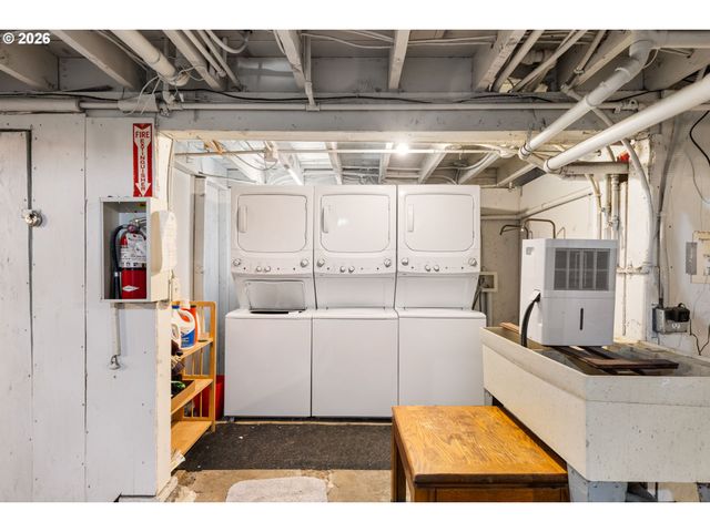 4763 N LOMBARD St 5, Portland, OR 97203