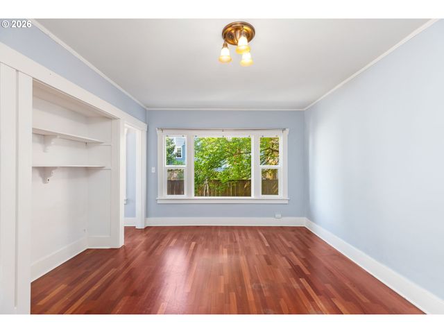 4763 N LOMBARD St 5, Portland, OR 97203