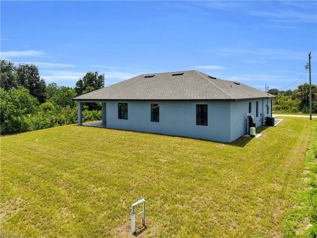 2714 63rd ST W, Lehigh Acres, FL 33971