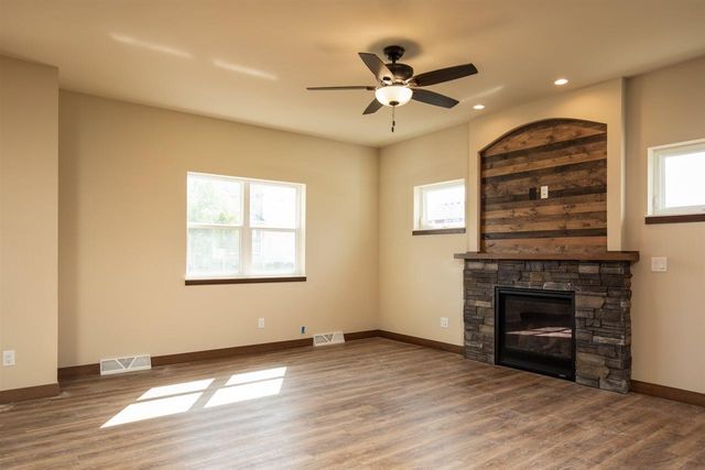 1378 Bunker Hill Drive, Sun Prairie, WI 53590