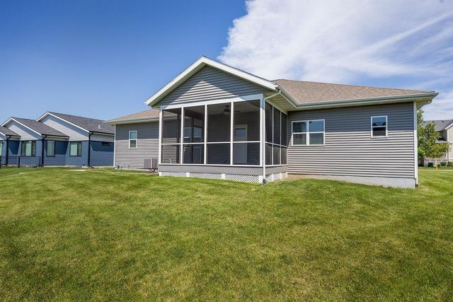 1378 Bunker Hill Drive, Sun Prairie, WI 53590