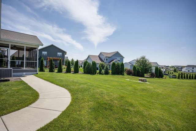 1378 Bunker Hill Drive, Sun Prairie, WI 53590