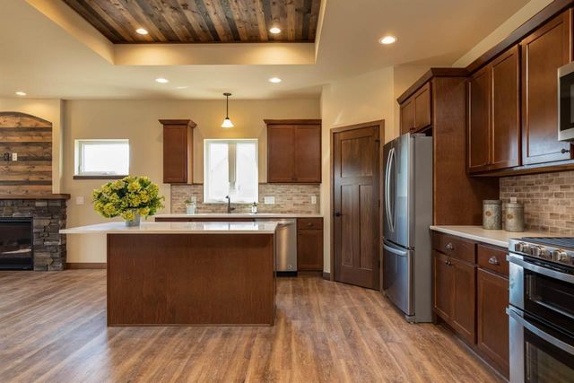 1378 Bunker Hill Drive, Sun Prairie, WI 53590