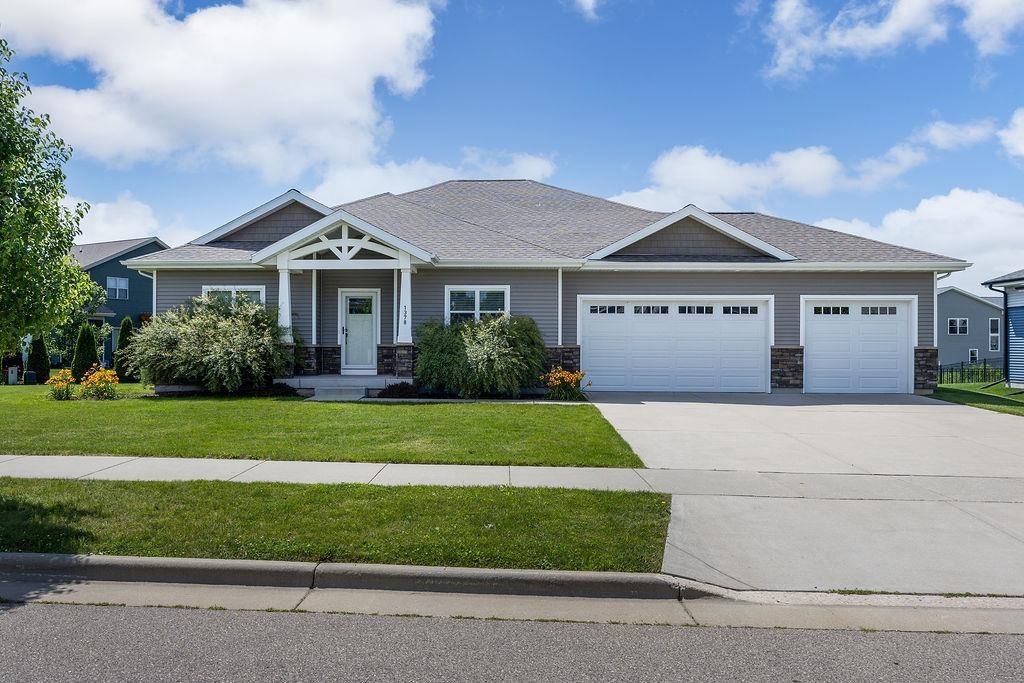 1378 Bunker Hill Drive, Sun Prairie, WI 53590