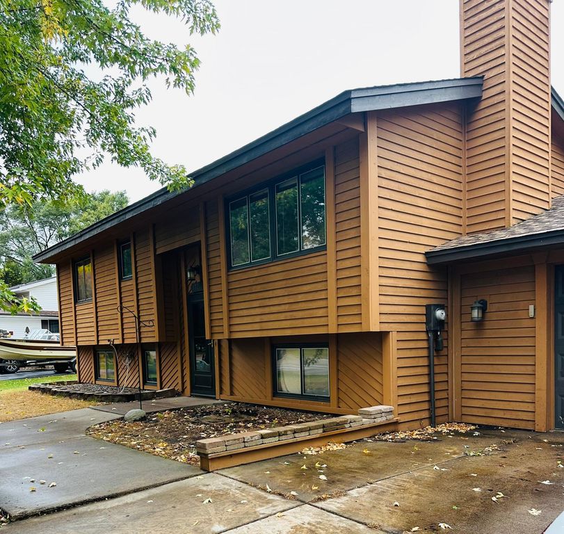 13217 Valley Forge Lane N, Champlin, MN 55316