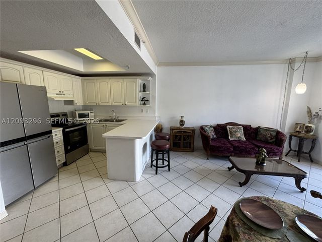 3500 Coral Way 412, Miami, FL 33145