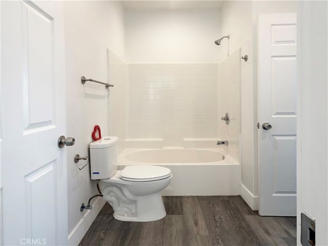 1489 Atlantic Avenue, Long Beach, CA 90813