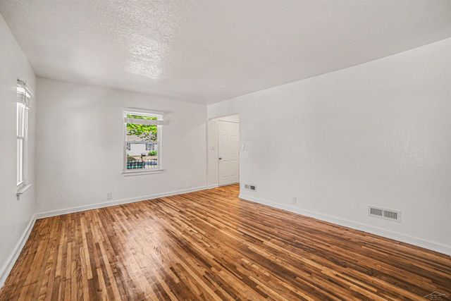 2259 Avon Street, Saginaw, MI 48602