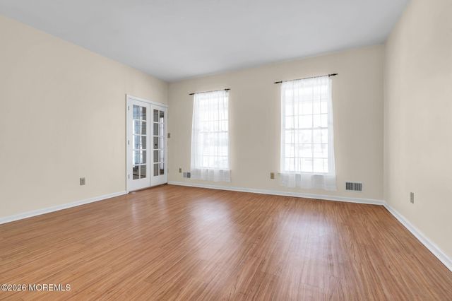 30 Gristmill Road, Howell, NJ 07731