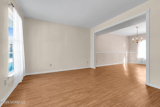 30 Gristmill Road, Howell, NJ 07731