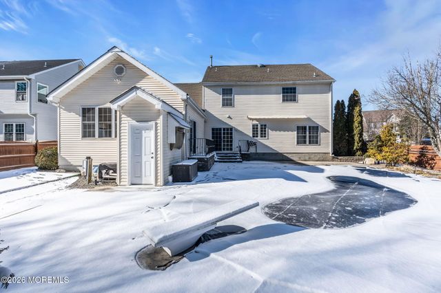 30 Gristmill Road, Howell, NJ 07731