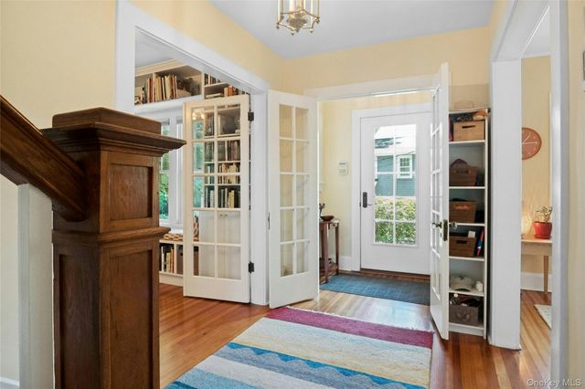 11 Sarven Court, Tarrytown, NY 10591