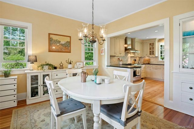 11 Sarven Court, Tarrytown, NY 10591