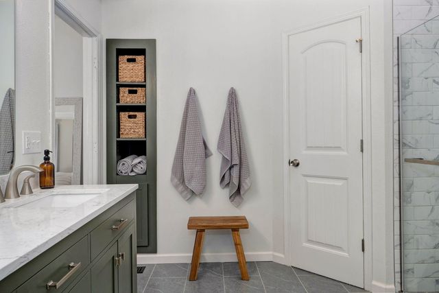 1109 W Scenic Hills Drive, Nixa, MO 65714