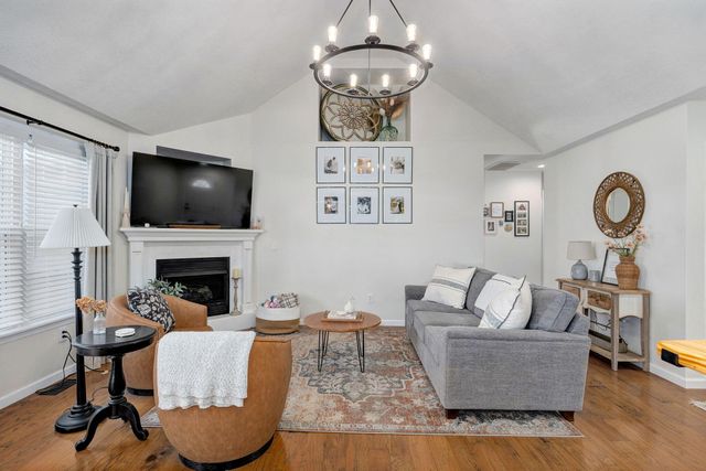 1109 W Scenic Hills Drive, Nixa, MO 65714