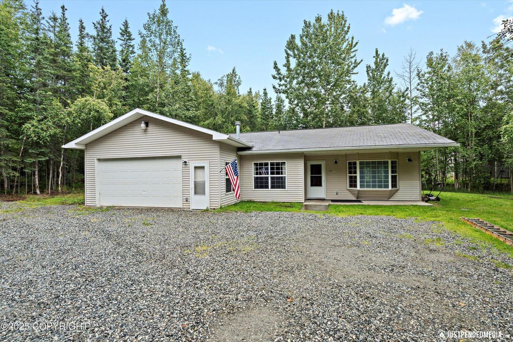 4851 W Stratford Court, Wasilla, AK 99623