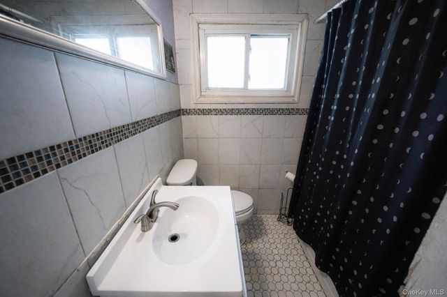 243 Coventry Road S, West Hempstead, NY 11552