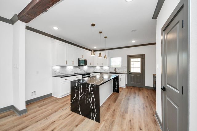 7925 Ritz Street B, Houston, TX 77028