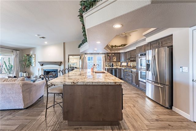 2068 E Los Lago Dr, Fort Mohave, AZ 86426