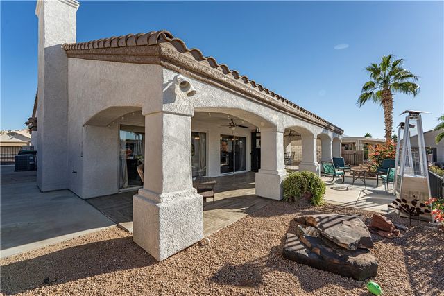 2068 E Los Lago Dr, Fort Mohave, AZ 86426