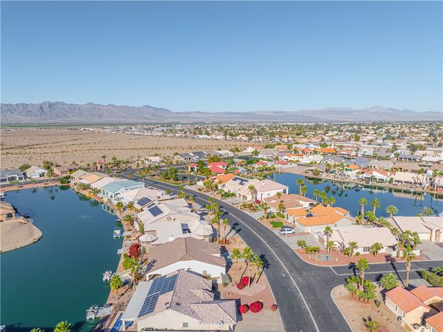 2068 E Los Lago Dr, Fort Mohave, AZ 86426
