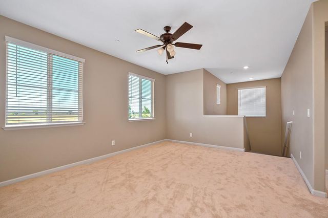 9081 Royal Gorge Loop, Roseville, CA 95747