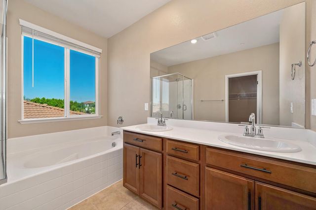 9081 Royal Gorge Loop, Roseville, CA 95747