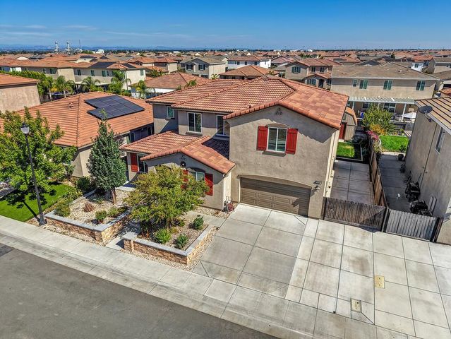 9081 Royal Gorge Loop, Roseville, CA 95747