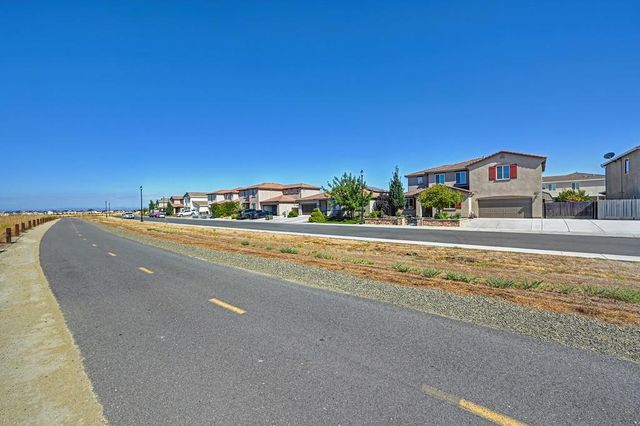9081 Royal Gorge Loop, Roseville, CA 95747