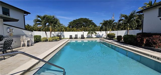 1519 Cape Coral PKWY W # 6, Cape Coral, FL 33914