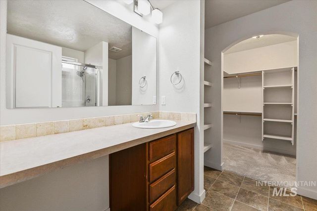 4588 N Price Ave, Meridian, ID 83646