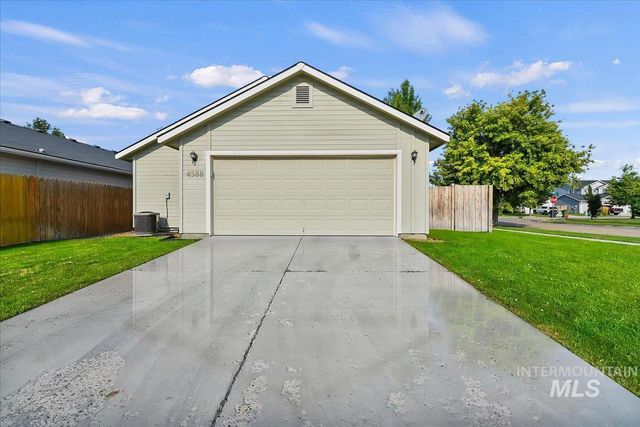 4588 N Price Ave, Meridian, ID 83646