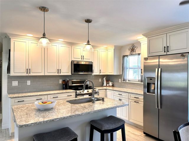 2 GOLFVIEW ROAD, Rotonda West, FL 33947