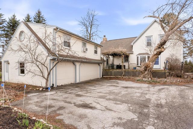 11004 Range Line ROAD, Mequon, WI 53092