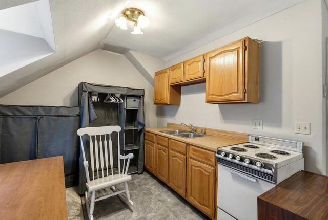 11004 Range Line ROAD, Mequon, WI 53092