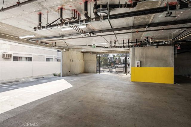 11714 Archwood Street 204, North Hollywood, CA 91606