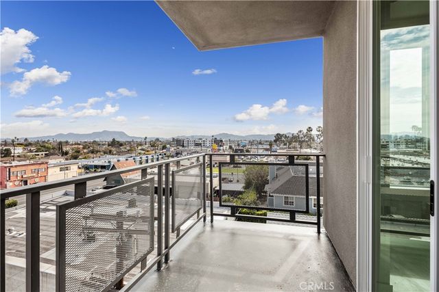 11714 Archwood Street 204, North Hollywood, CA 91606
