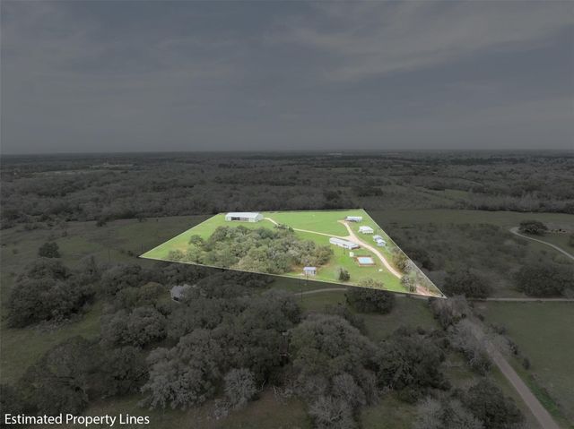 1115 County Rd 307, Alleyton, TX 78935