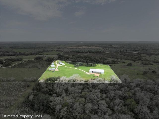 1115 County Rd 307, Alleyton, TX 78935