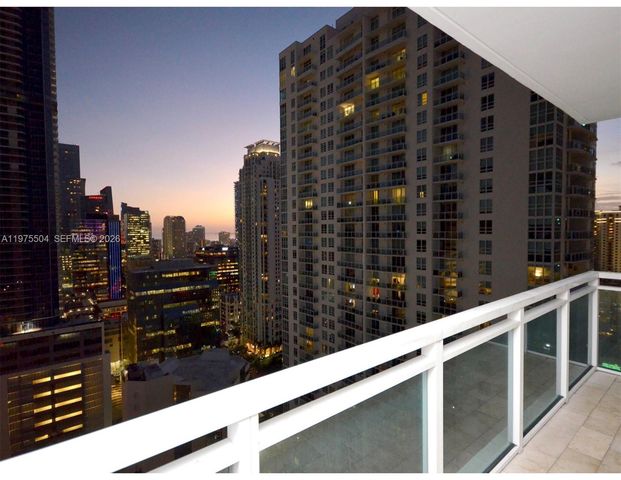 950 Brickell Bay Dr 3109, Miami, FL 33131