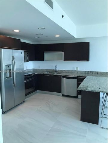 950 Brickell Bay Dr 3109, Miami, FL 33131