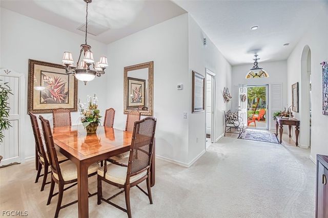 9710 Las Casas DR, Fort Myers, FL 33919