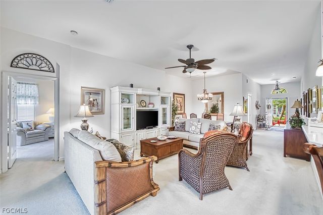 9710 Las Casas DR, Fort Myers, FL 33919