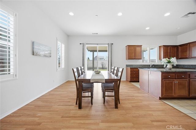 9709 Richland Hills Lane, Bakersfield, CA 93306