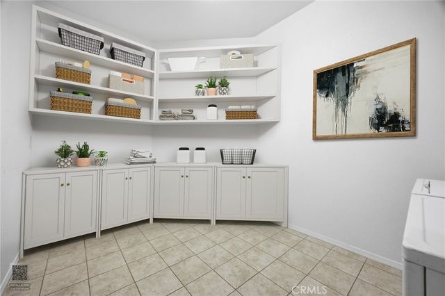 9709 Richland Hills Lane, Bakersfield, CA 93306