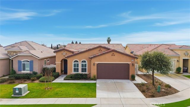 9709 Richland Hills Lane, Bakersfield, CA 93306