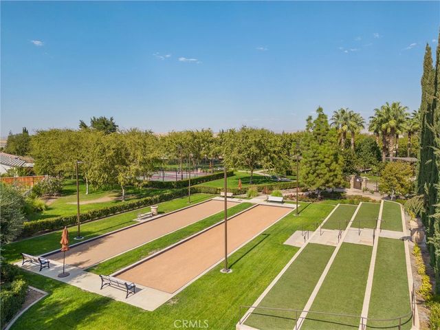 9709 Richland Hills Lane, Bakersfield, CA 93306