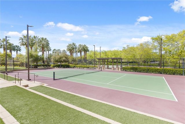 9709 Richland Hills Lane, Bakersfield, CA 93306