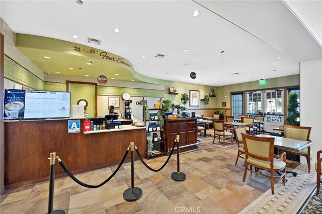 9709 Richland Hills Lane, Bakersfield, CA 93306