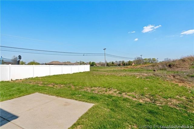 8105 Harmony Way, Charlestown, IN 47111